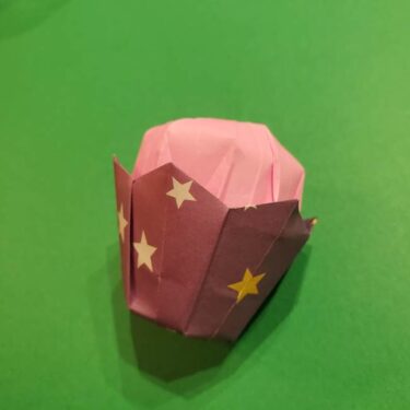 折り紙のおもちゃアイスクリームカップ☆立体的で楽しい作り方折り方