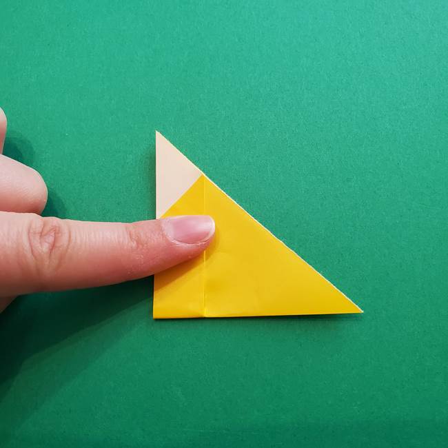 折り紙のダリア 16枚で立体的な折り方①上段(13)