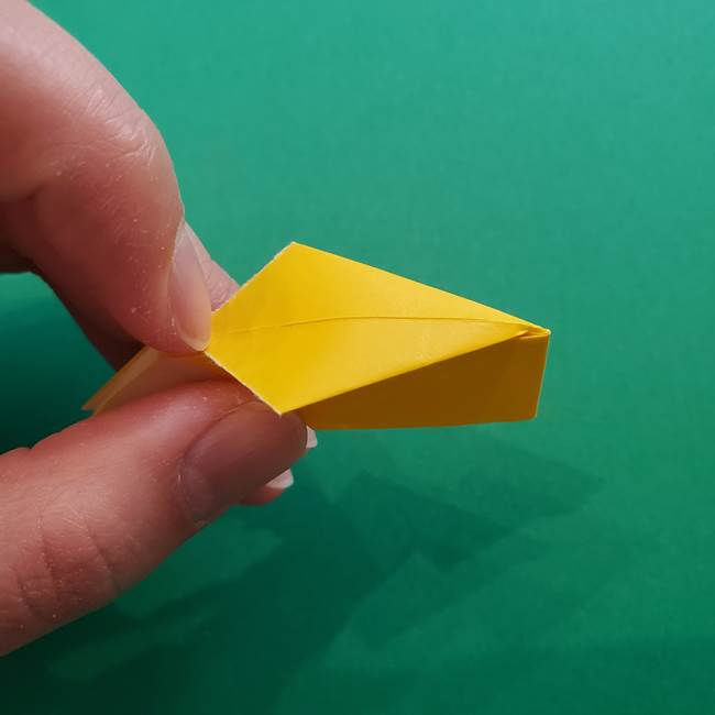 折り紙のダリア 16枚で立体的な折り方①上段(24)