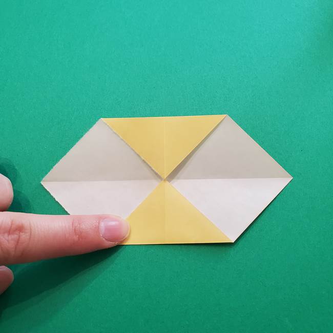 折り紙のダリア 16枚で立体的な折り方②下段(6)