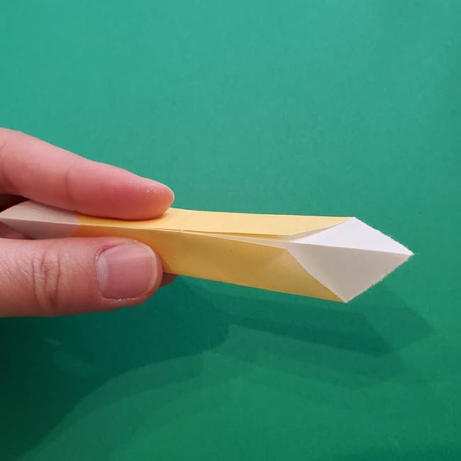 折り紙のダリア 16枚で立体的な折り方②下段(8)