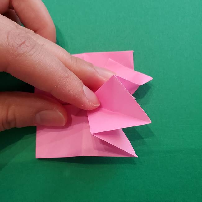 折り紙の花ダリア(12枚)の折り方作り方②折る(11)