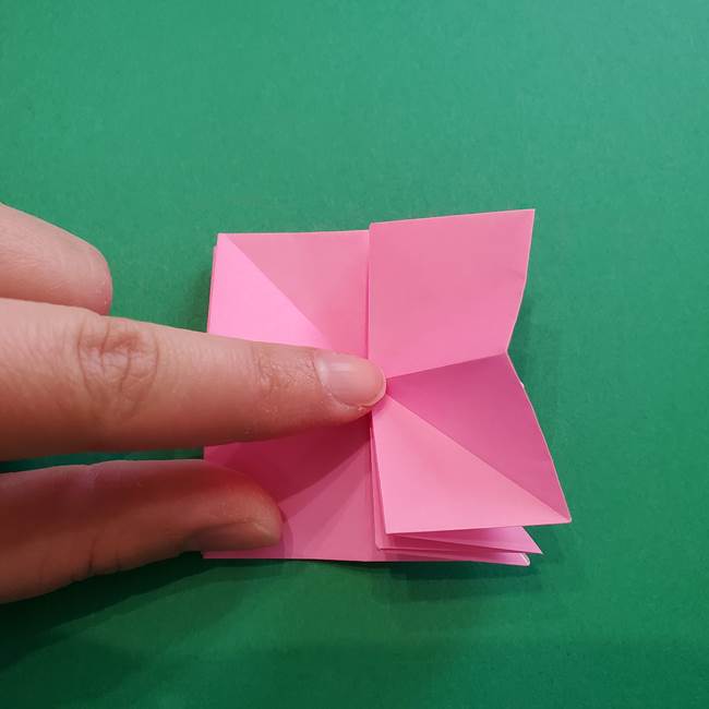 折り紙の花ダリア(12枚)の折り方作り方②折る(8)