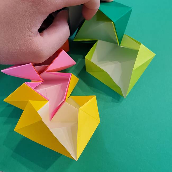 折り紙の花火 8枚でつくる簡単な折り方作り方②組み立て(15)