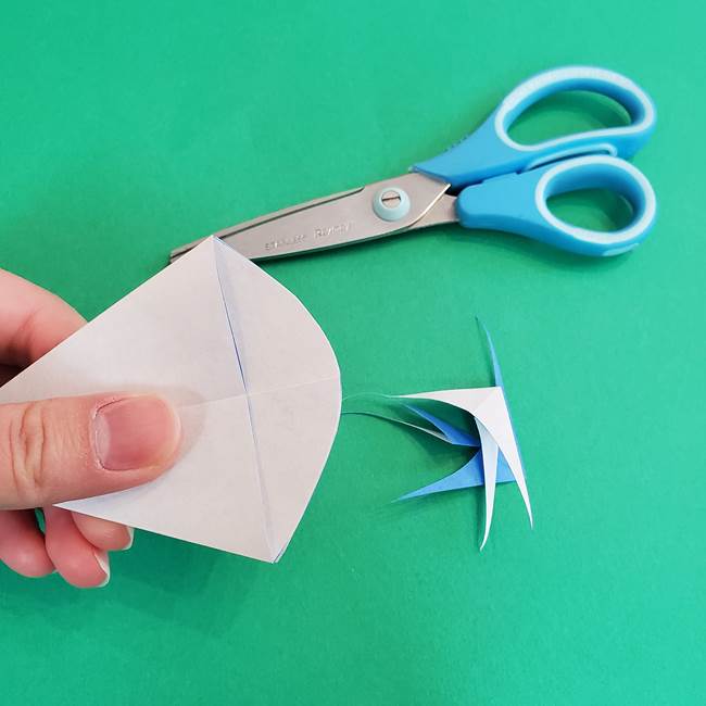 朝顔の折り紙 簡単で子供・幼児もつくれる作り方(11)