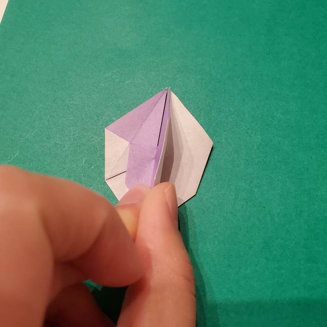 6 月の折り紙 あじさいを立体に折る折り方作り方(26)
