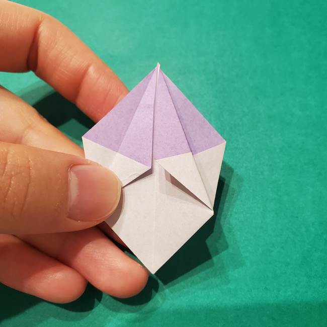 6 月の折り紙 あじさいを立体に折る折り方作り方(28)