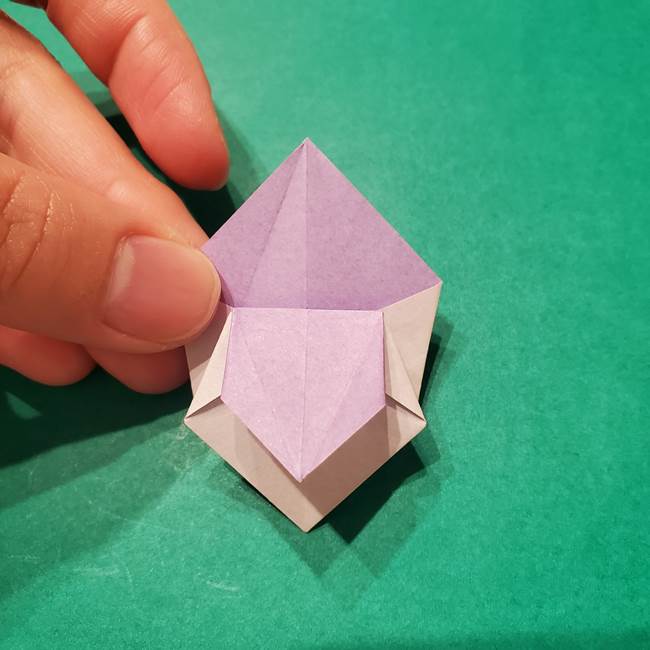 6 月の折り紙 あじさいを立体に折る折り方作り方(29)