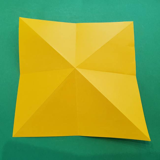 ひまわりの折り紙(8枚の花びら)の折り方作り方①花(9)