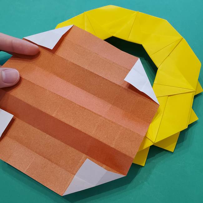 ひまわりの折り紙(8枚の花びら)の折り方作り方③組み合わせ(12)
