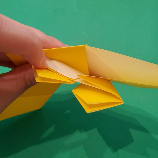 ひまわりの折り紙(8枚の花びら)の折り方作り方③組み合わせ(8)