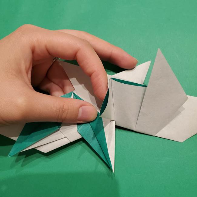 折り紙 笹の葉リースの作り方③組み合わせて完成(4)