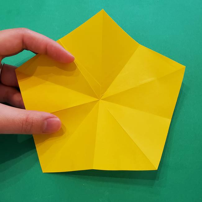 折り紙の星を1枚でつくる難しい作り方折り方①五角形(14)