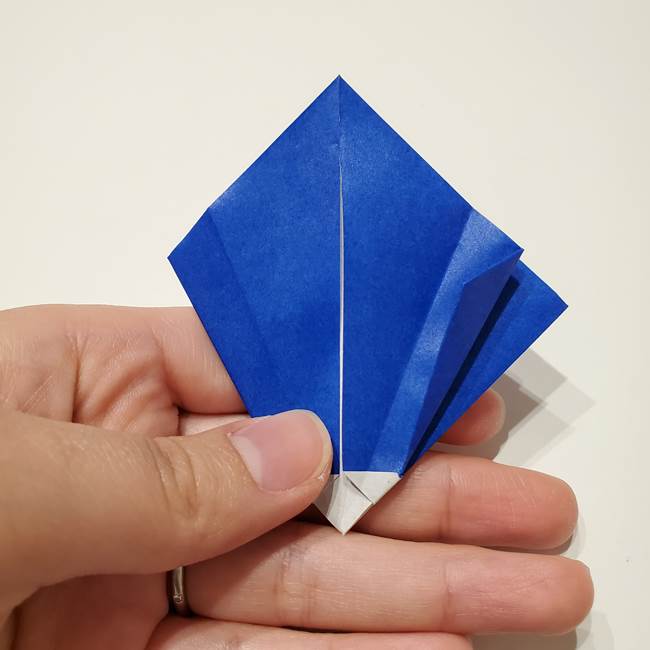 桔梗の花を折り紙一枚で立体的につくる折り方(26)