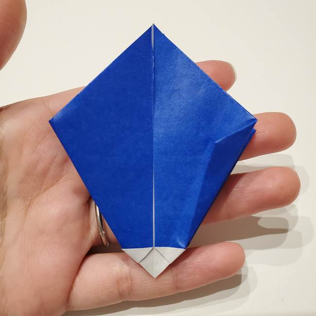 桔梗の花を折り紙一枚で立体的につくる折り方(28)