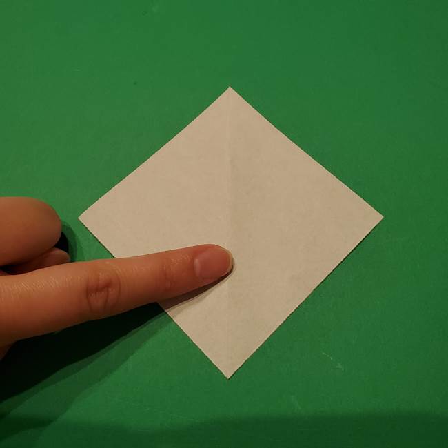 桔梗の葉っぱの折り紙 簡単な折り方作り方①葉っぱ(3)