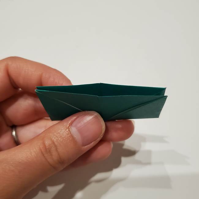 桔梗の葉っぱの折り紙 簡単な折り方作り方②ガク(11)