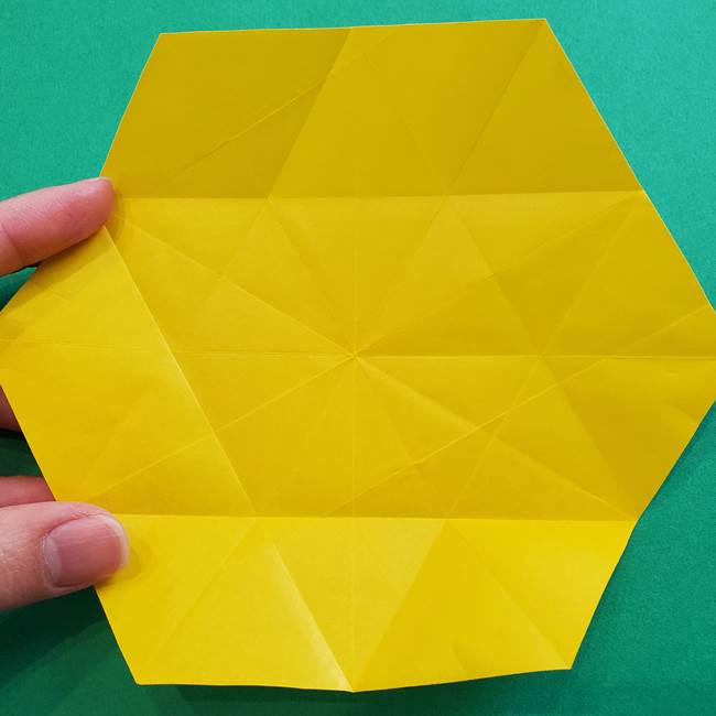 水仙の折り紙 平面の折り方作り方②花(10)