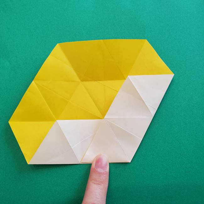 水仙の折り紙 平面の折り方作り方②花(19)