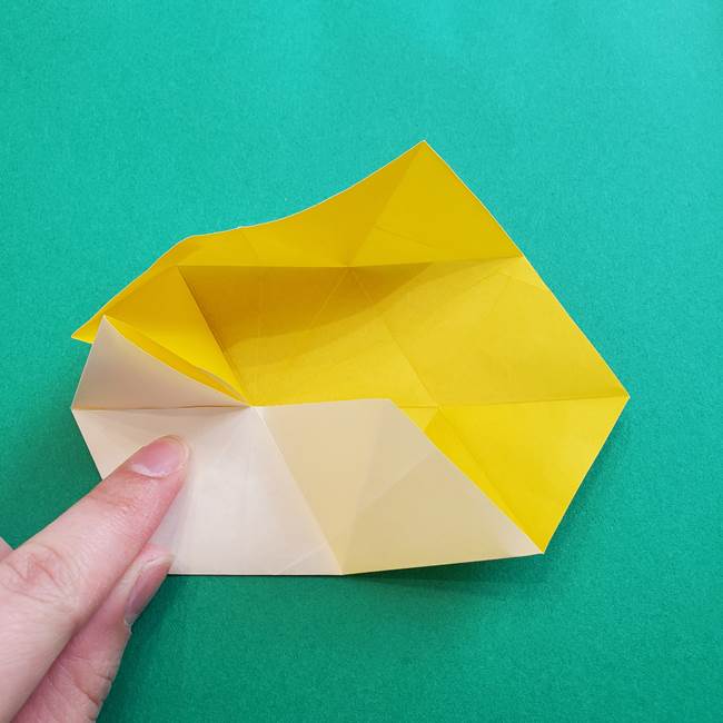 水仙の折り紙 平面の折り方作り方②花(27)