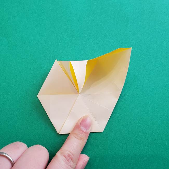 水仙の折り紙 平面の折り方作り方②花(30)