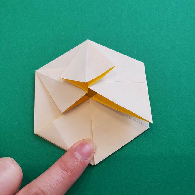 水仙の折り紙 平面の折り方作り方②花(39)