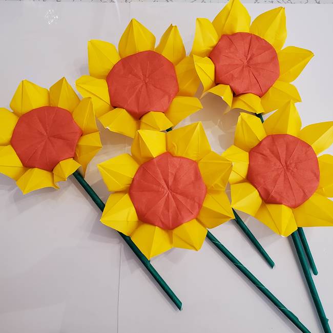 ひまわりの折り紙 立体的な花束とブーケの作り方①花束(2)
