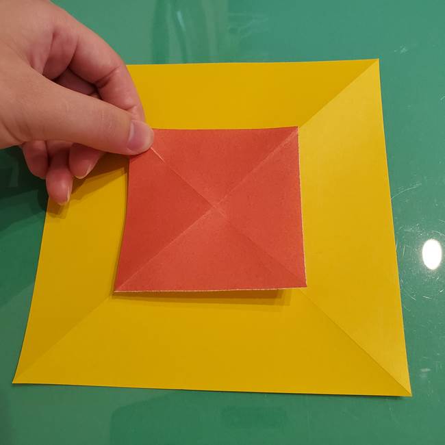 折り紙のひまわり 立体的で少し難しい作り方折り方①貼り合わせ(9)
