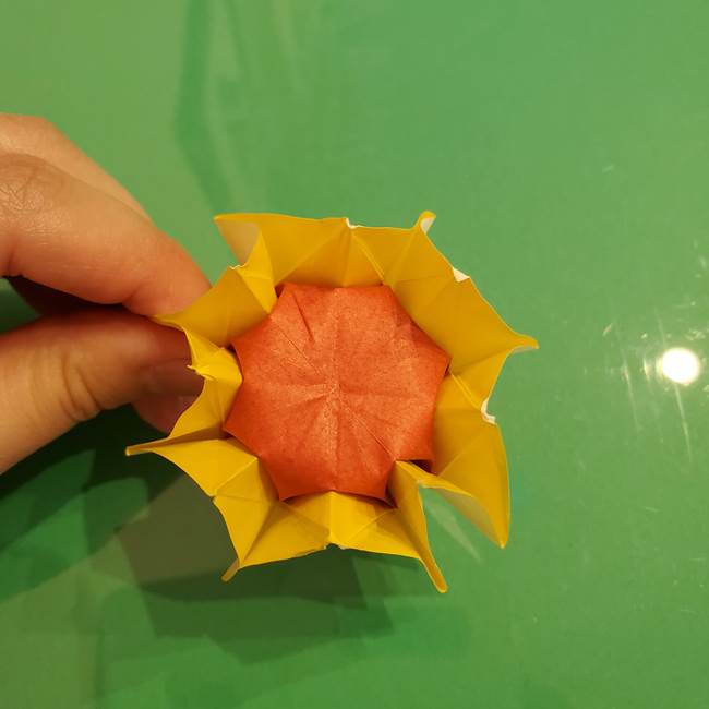 折り紙のひまわり 立体的で少し難しい作り方折り方②折る(50)