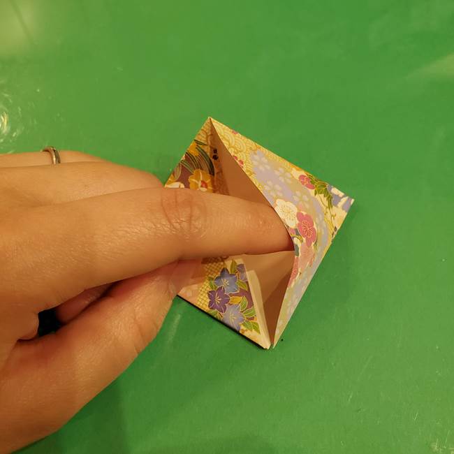 お月見団子の台の折り紙 三宝 三方 の折り方作り方は子供でも簡単 子供と楽しむ折り紙 工作