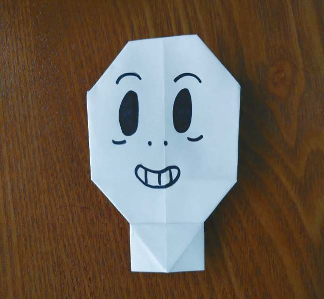 ホラーマンの折り紙の折り方作り方 簡単に作れるアンパンマンキャラクター 子供と楽しむ折り紙 工作