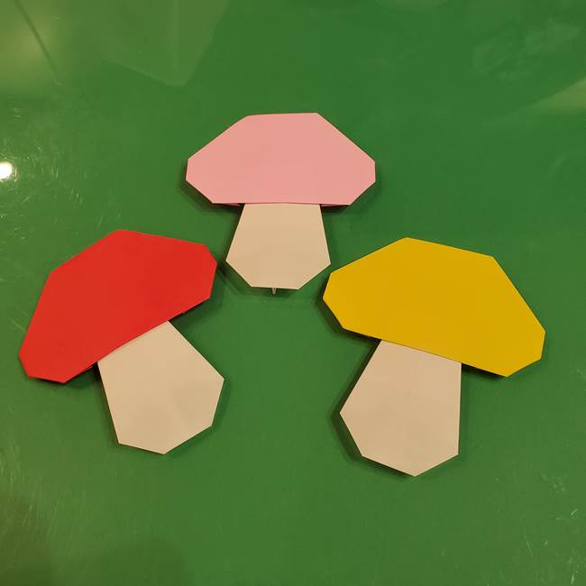 きのこの折り紙 簡単に子供も作れた折り方作り方②軸(12)