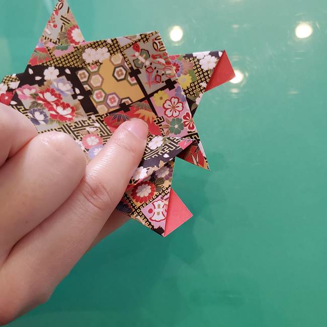 折り紙 縁起物の亀(立体)の折り方作り方(25)