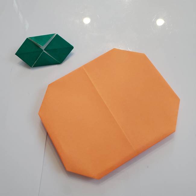 柿の葉っぱの折り紙 折り方作り方(平面)(13)