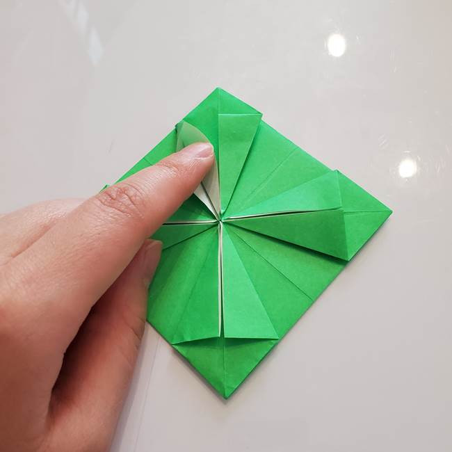 菊の折り紙 1枚で簡単にできる作り方折り方(28)