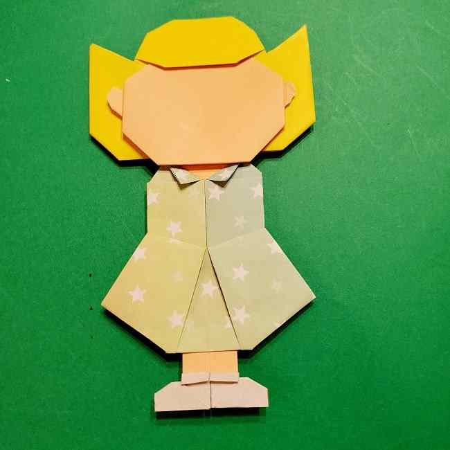 スヌーピーの女の子サリー(全身)の折り紙＊折り方作り方⑦完成 (3)