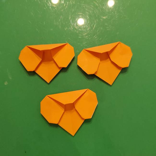 松ぼっくりの折り紙 平面で簡単な作り方折り方①-14