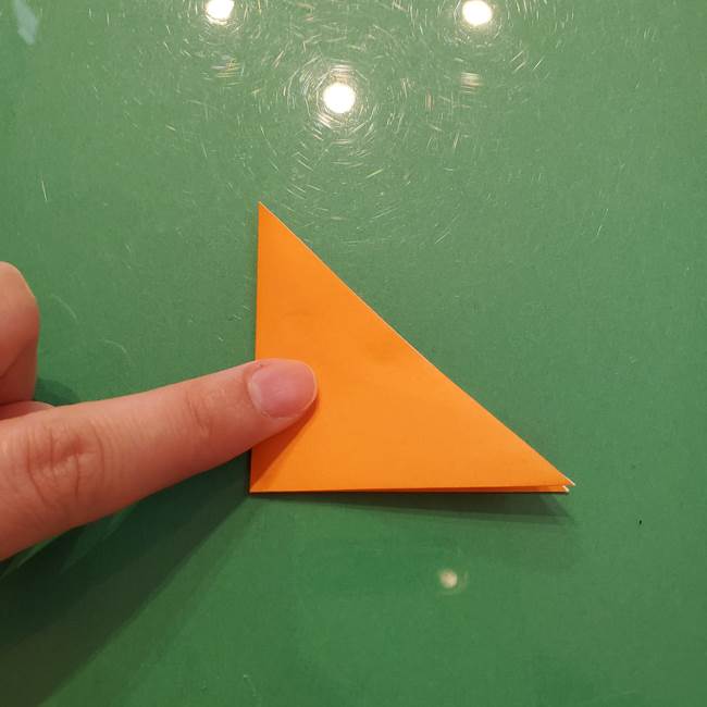 松ぼっくりの折り紙 平面で簡単な作り方折り方①-3
