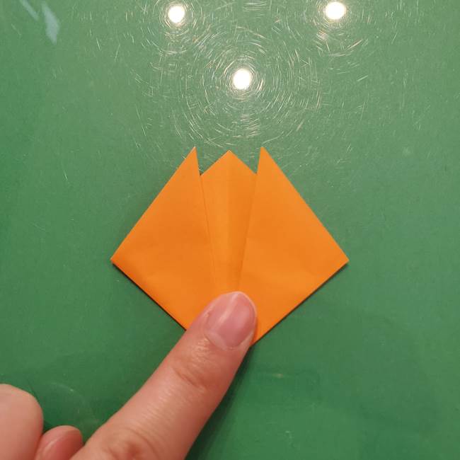 松ぼっくりの折り紙 平面で簡単な作り方折り方①-5