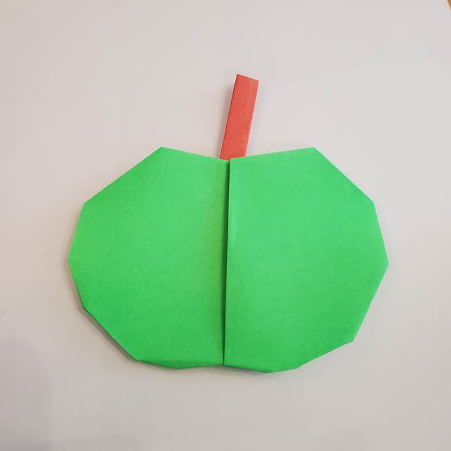 梨の折り紙 簡単な折り方作り方②ヘタ(7)