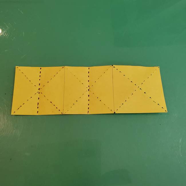 連鶴 稲妻の折り方作り方①折り紙を用意する(15)