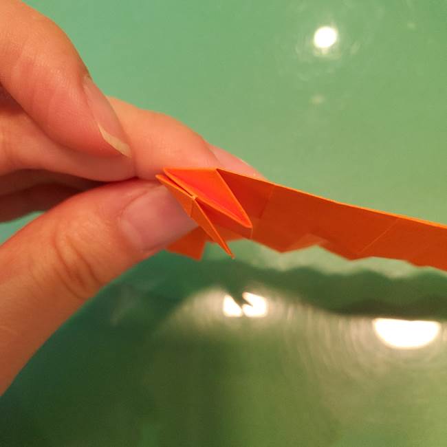 かぼちゃの折り紙 立体で難しいジャックオーランタンの折り方作り方②折る(6)