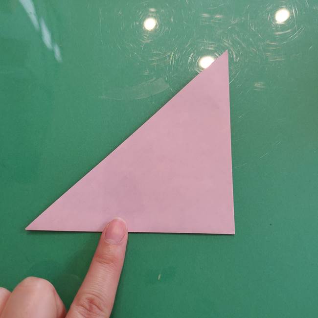 ハロウィンのかぼちゃ 折り紙の切り抜きでつくる折り方切り方①折り方(3)