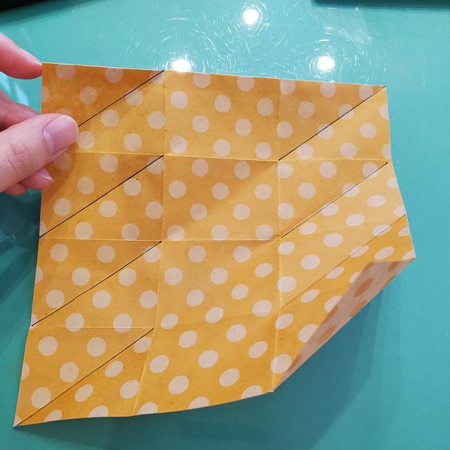 折り紙 キャンディーボックスの簡単な折り方作り方①折り方(19)