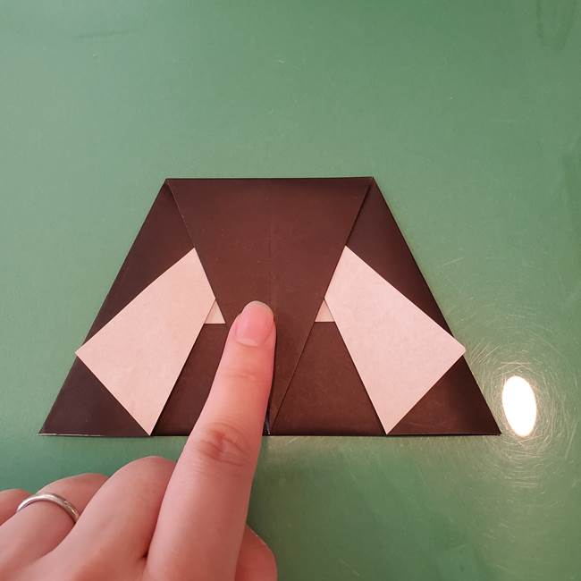 魔女の折り紙 幼児でも簡単な折り方作り方①折る(14)