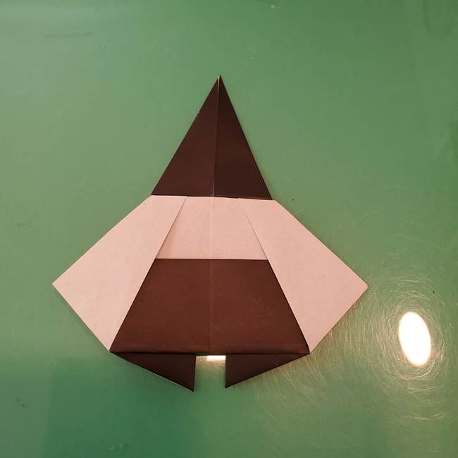 魔女の折り紙 幼児でも簡単な折り方作り方①折る(24)