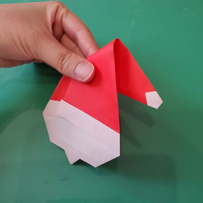 サンタクロース 折り紙2枚で4歳児も簡単な折り方作り方①顔(12)