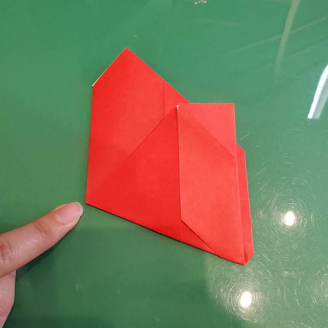折り紙でサンタクロースを自立させる折り方作り方(13)