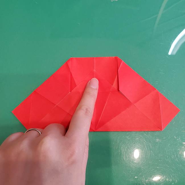 折り紙でサンタクロースを自立させる折り方作り方(20)