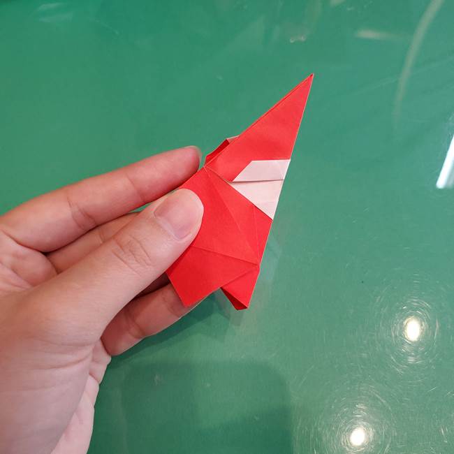 折り紙でサンタクロースを自立させる折り方作り方(30)